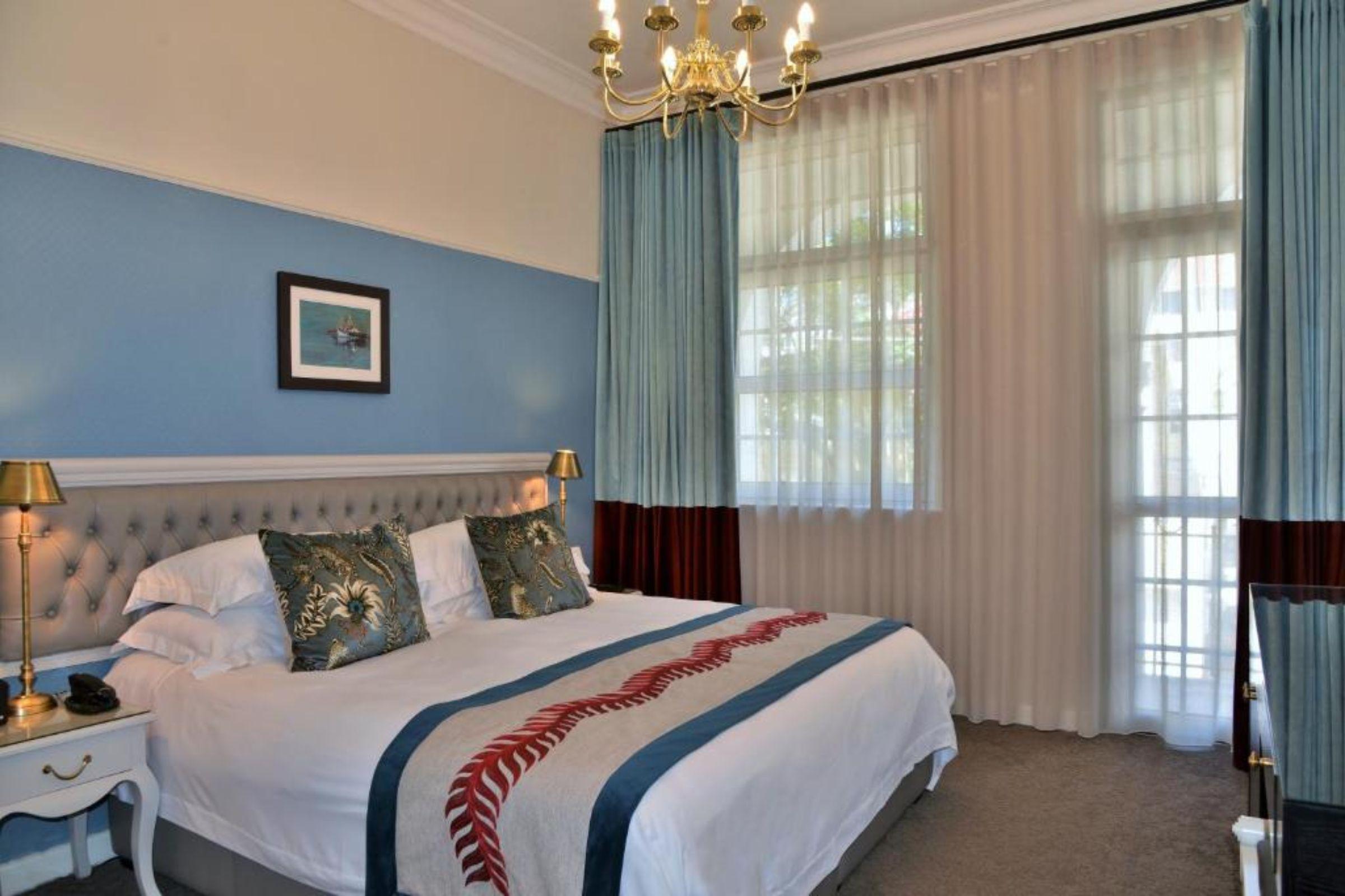 Hotel The Winchester By Newmark